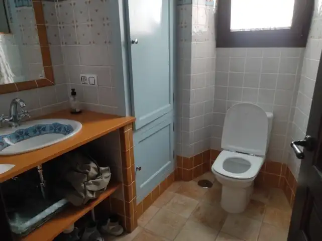 Bany de Casa o xalet en venda en Carmona amb Aire condicionat i Calefacció