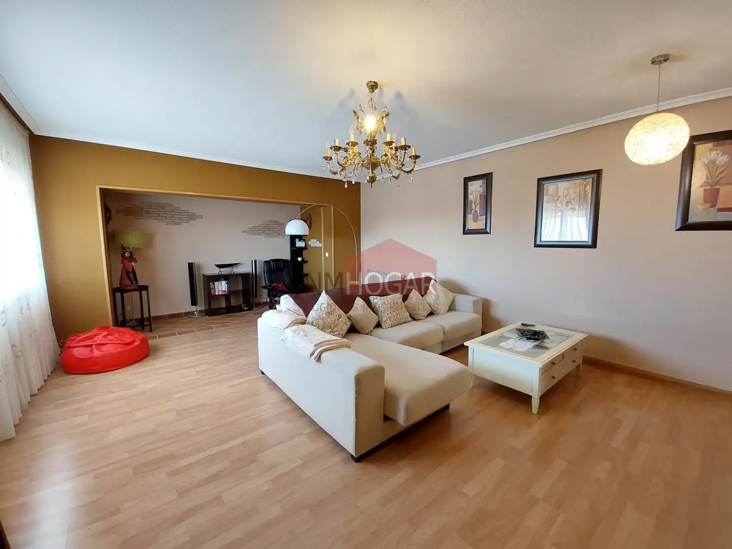 Living room of Houses for sale in Sanchidrián  with Private garden, Parquet flooring and Terrace
