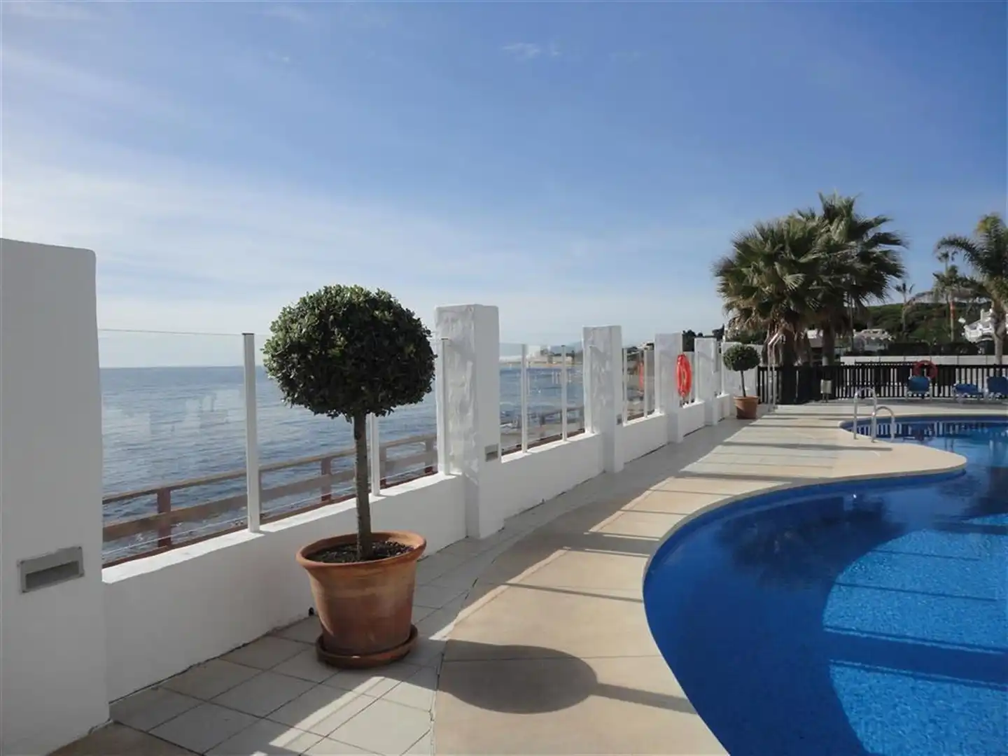 Schwimmbecken von Wohnungen zur Miete in Mijas mit Heizung, Privatgarten und Terrasse
