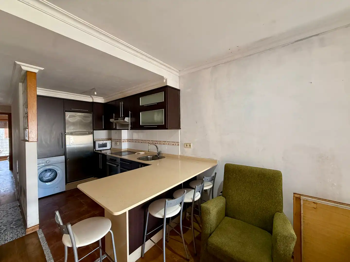 Cuina de Apartament en venda en O Grove   amb Calefacció, Traster i Moblat
