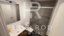 Bathroom of Planta baja for sale in Badalona  with Parquet flooring