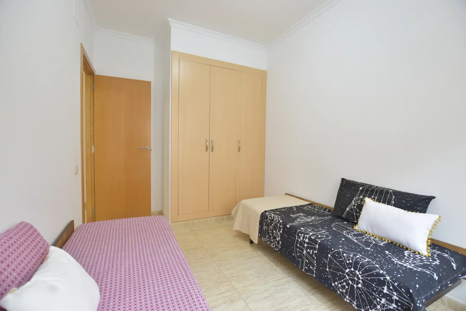 Piso de alquiler en Rafelbuñol / Rafelbunyol, Valencia