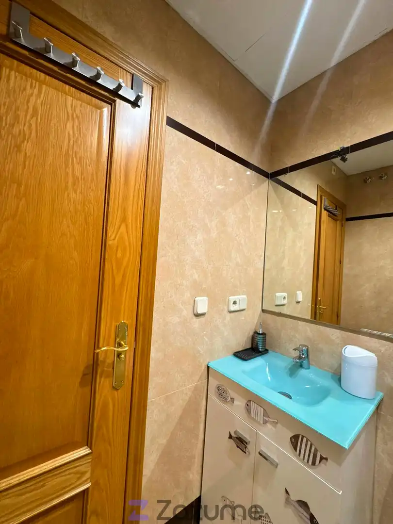 Bany de Apartament de lloguer en Granada amb Aire condicionat, Calefacció i Parquet