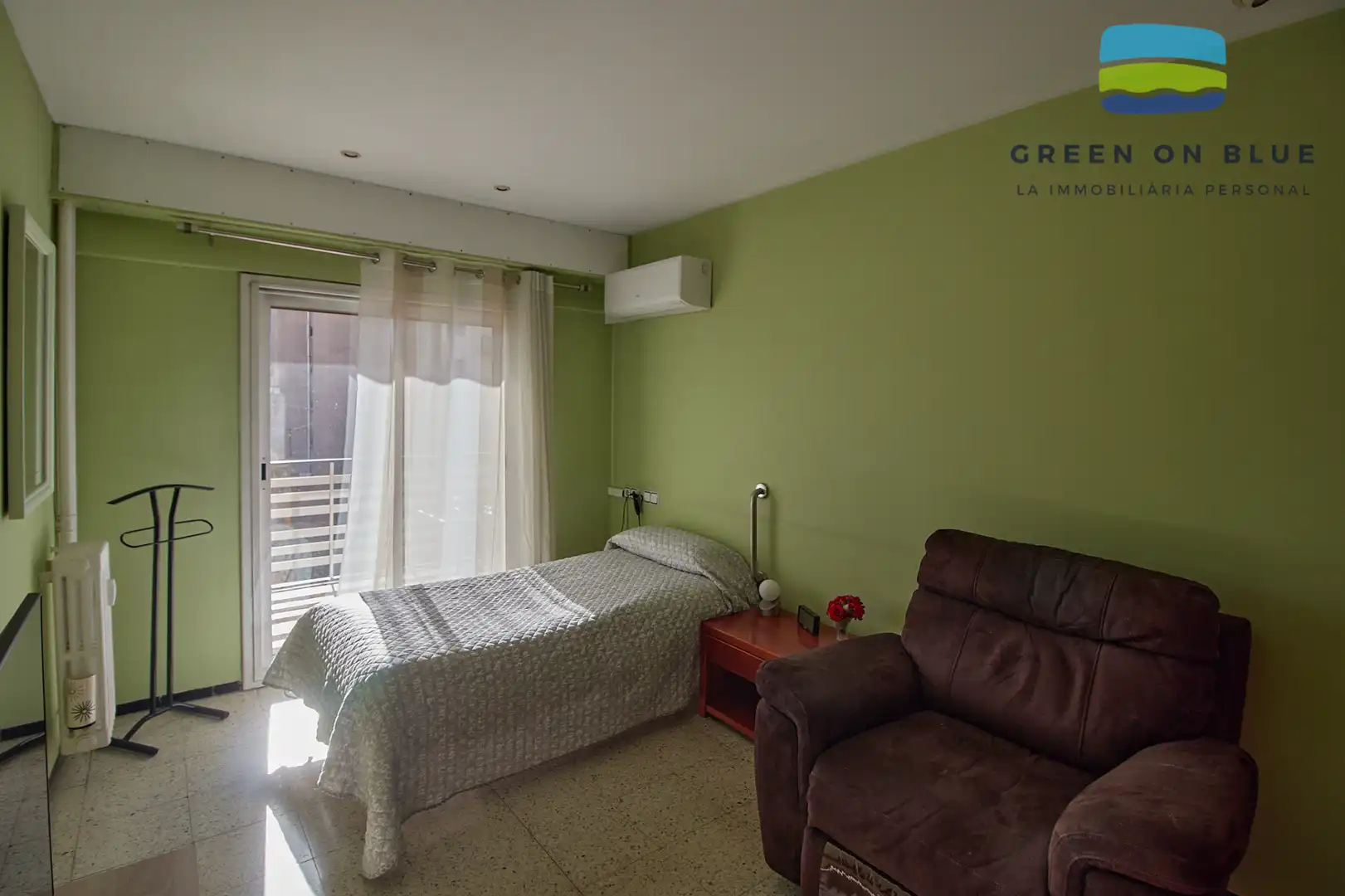 Habitación de Piso en venta en Figueres con Aire acondicionado, Balcón y Alarma
