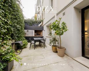 Garden of House or chalet for sale in  Madrid Capital  with Air Conditioner, Heating and Private garden