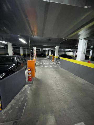 Garaje en Venta en Pº de las Yeserias en Acacias