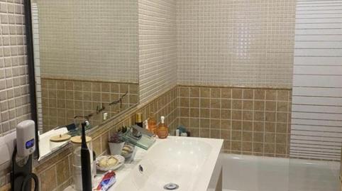 Foto 4 de Apartamento en venta en Carrer 9 D'octubre, Zona Papa Luna - Platja del Gurugú, Castellón