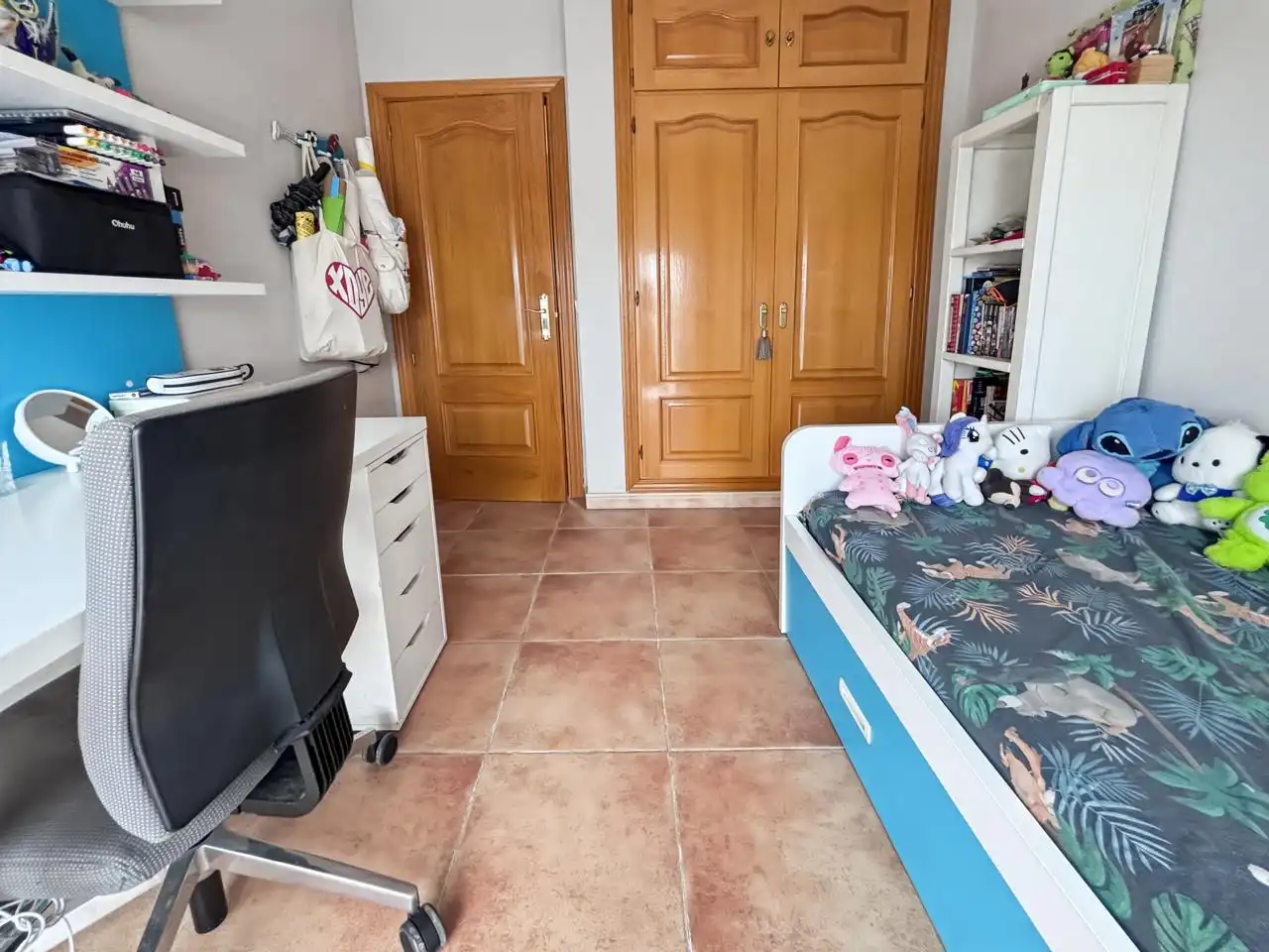 Dormitori de Casa o xalet en venda en Collado Mediano amb Aire condicionat, Terrassa i Piscina comunitària
