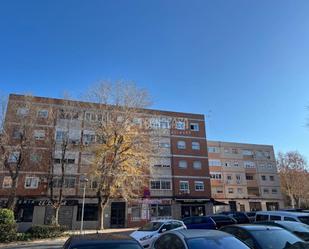 Vista exterior de Pis en venda en Móstoles amb Calefacció