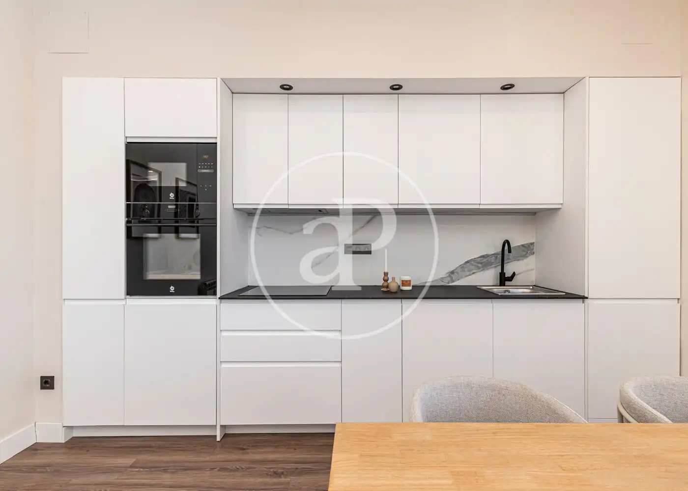 Cocina de Piso en venta en Madrid con Terraza