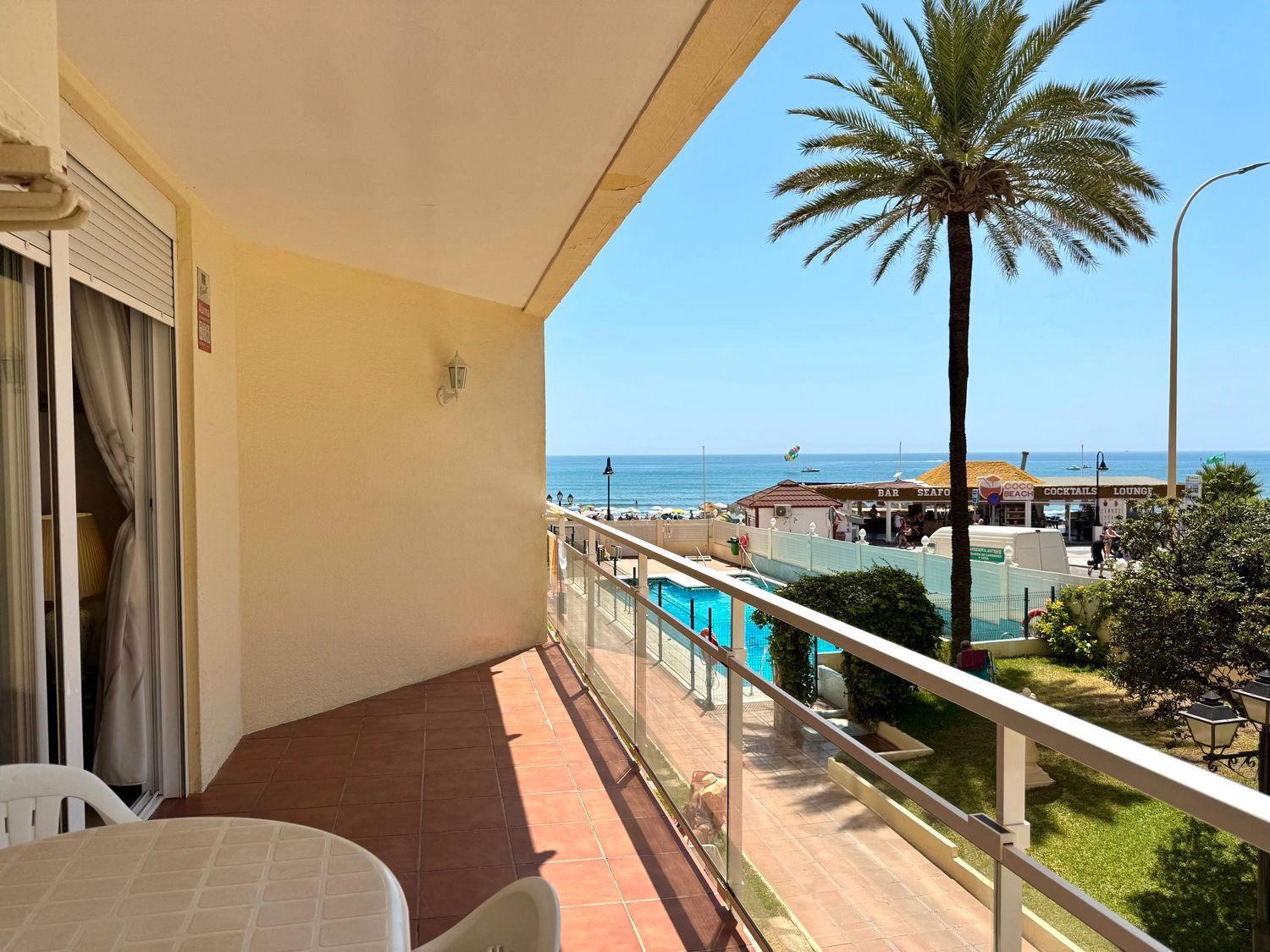 Habitación de Apartamento en venta en Torremolinos con Aire acondicionado, Calefacción y Terraza