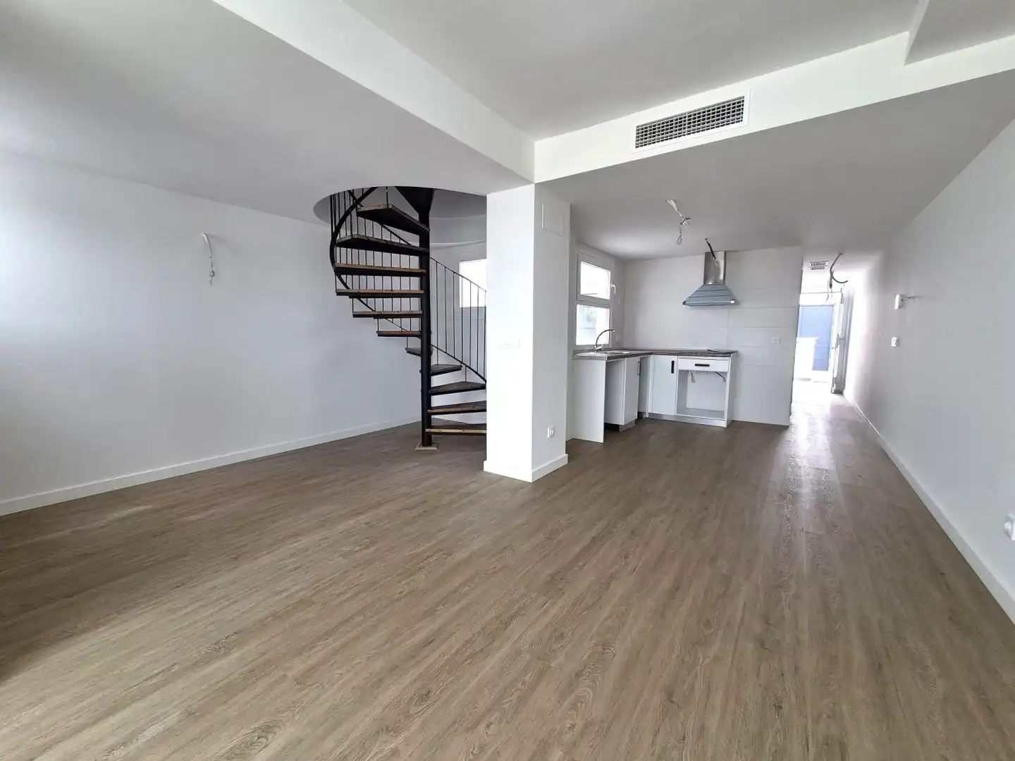 Attic for sale in Fuengirola  with Heating, Terrace and Storage room