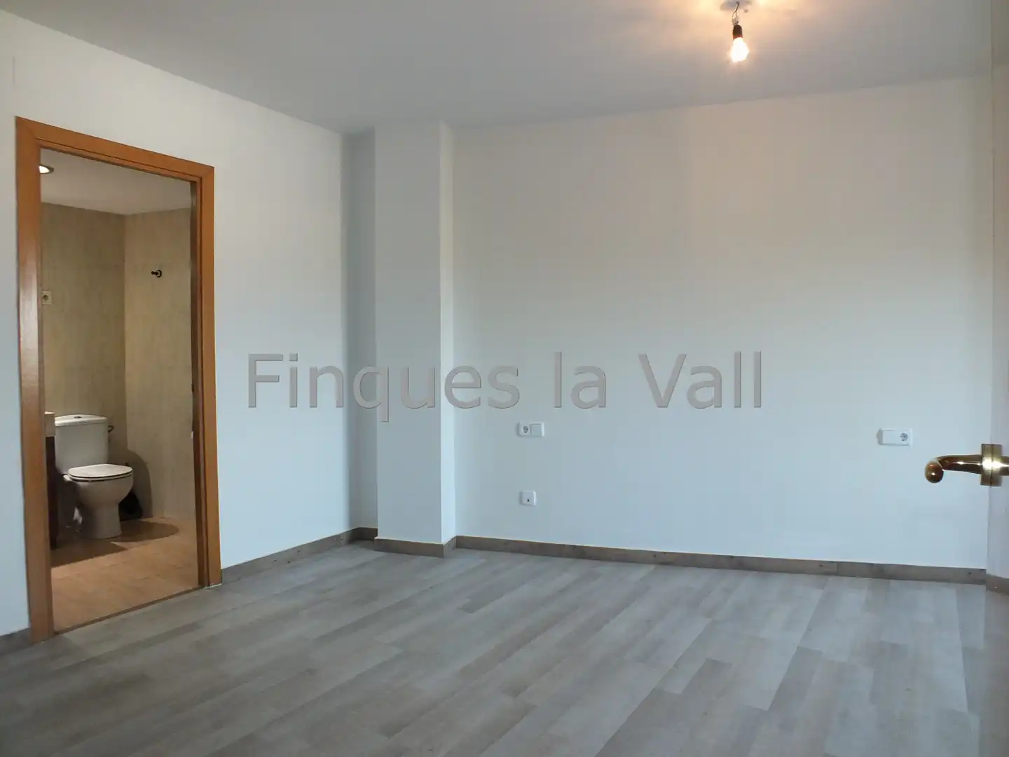 Pis en venda en Vic amb Calefacció, Terrassa i Forn