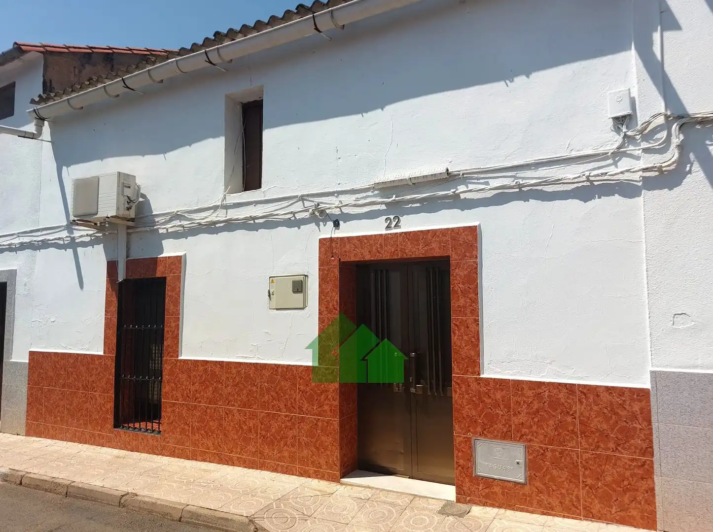 Vista exterior de Casa o xalet en venda en Cordobilla de Lácara amb Aire condicionat, Traster i Moblat