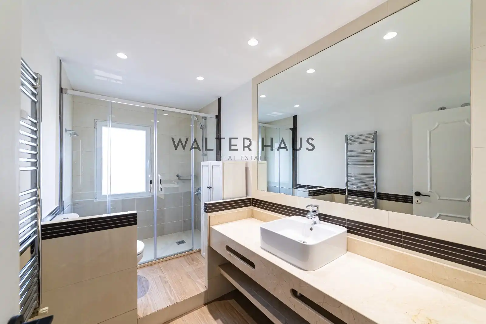 Baño de Piso de alquiler en Madrid con Aire acondicionado, Calefacción y Terraza