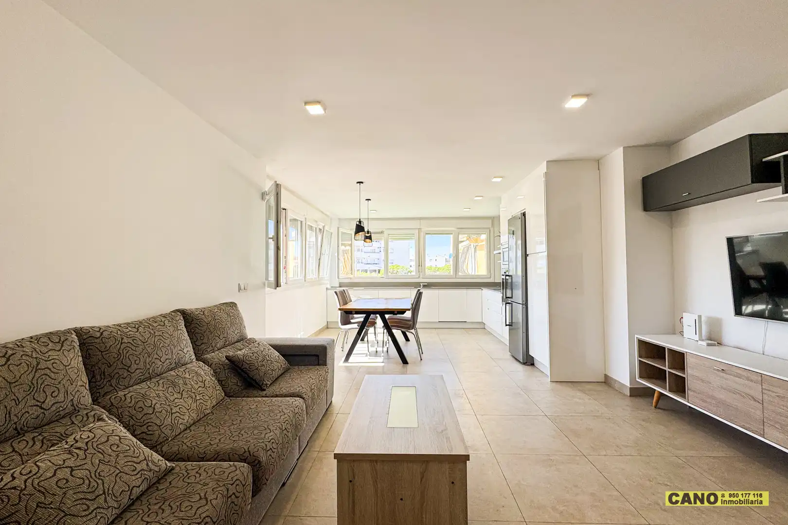 Living room of Flat for sale in Roquetas de Mar  with Air Conditioner, Heating and Terrace