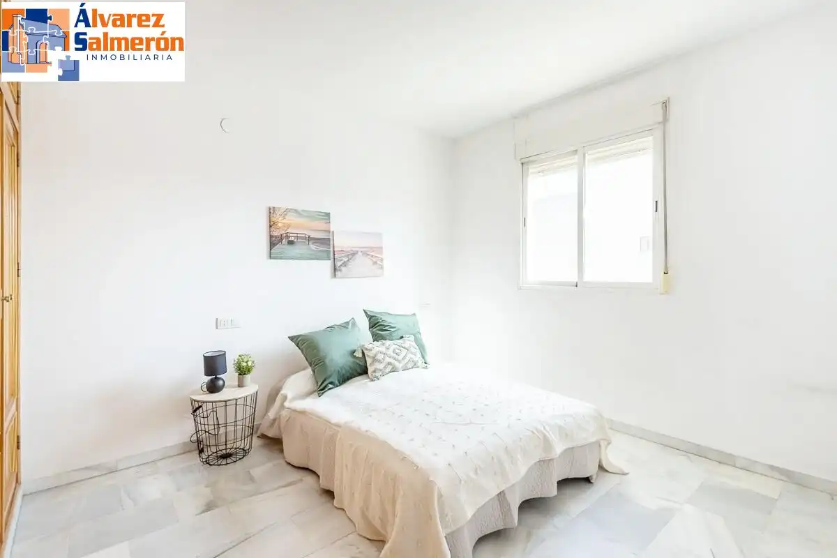 Schlafzimmer von Einfamilien-Reihenhaus zum Verkauf in Armilla