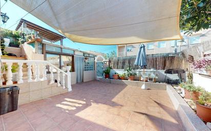Terrassa de Casa o xalet en venda en Santa Pola amb Aire condicionat, Calefacció i Jardí privat