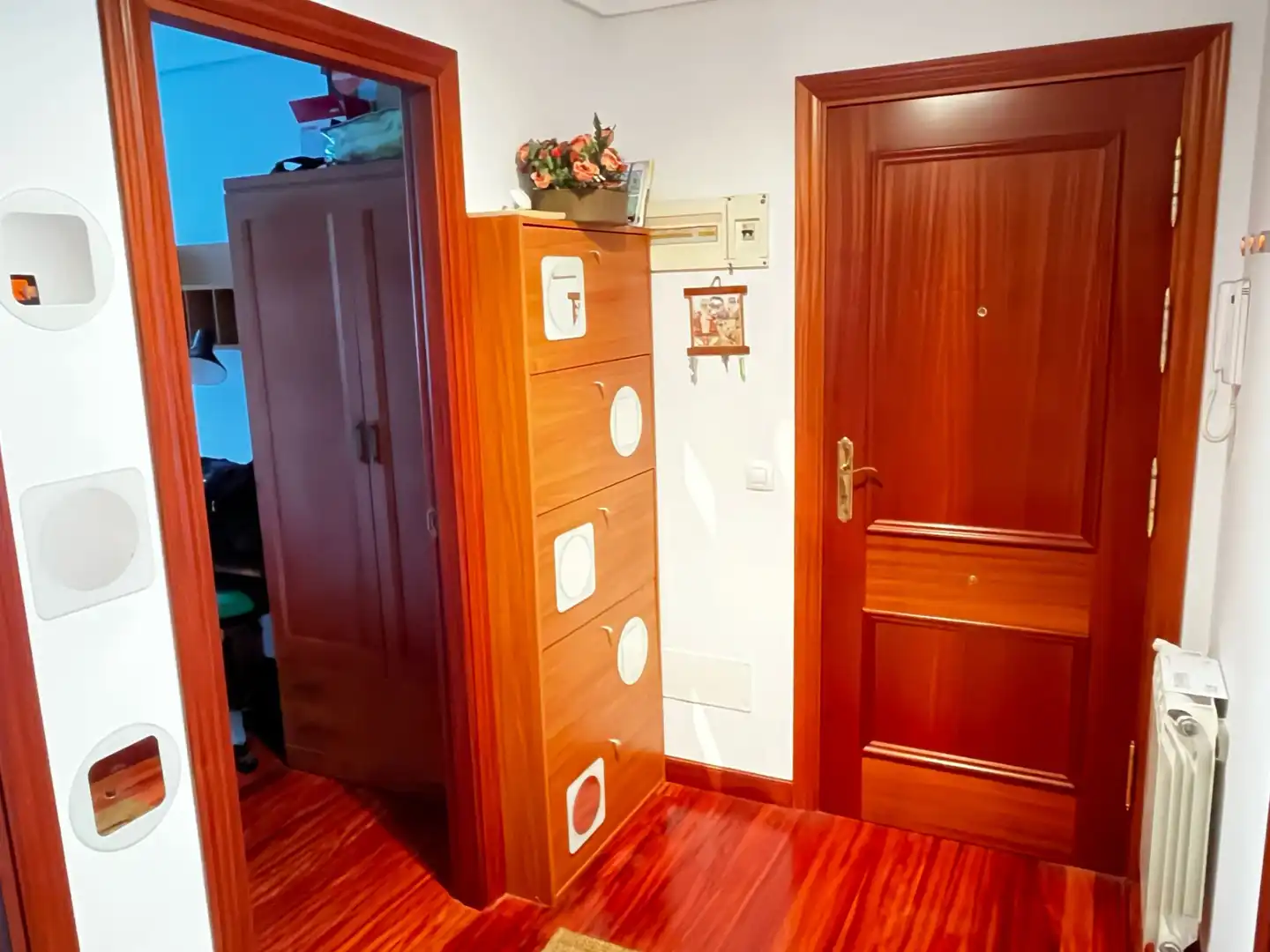 Piso en venta en Entrambasaguas con Calefacción, Jardín privado y Amueblado