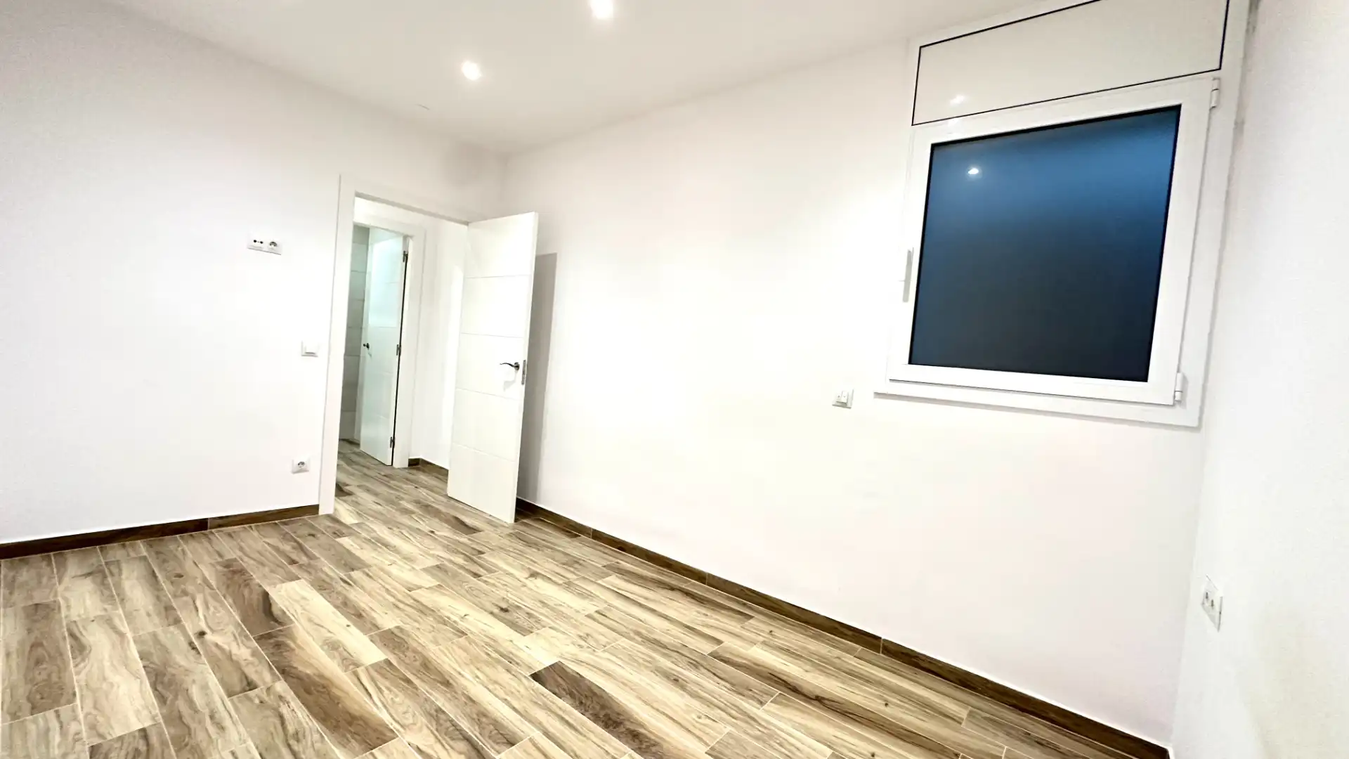 Planta baja en venta en Barcelona con Aire acondicionado, Calefacción y Parquet