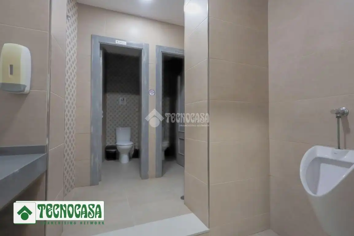 Local comercial en venda a Adra, imagen 11