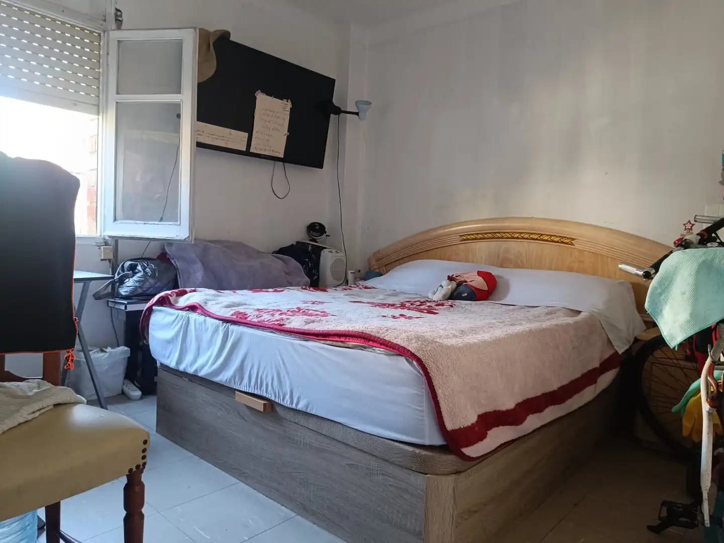 Schlafzimmer von Wohnung zum Verkauf in Terrassa mit Möbliert