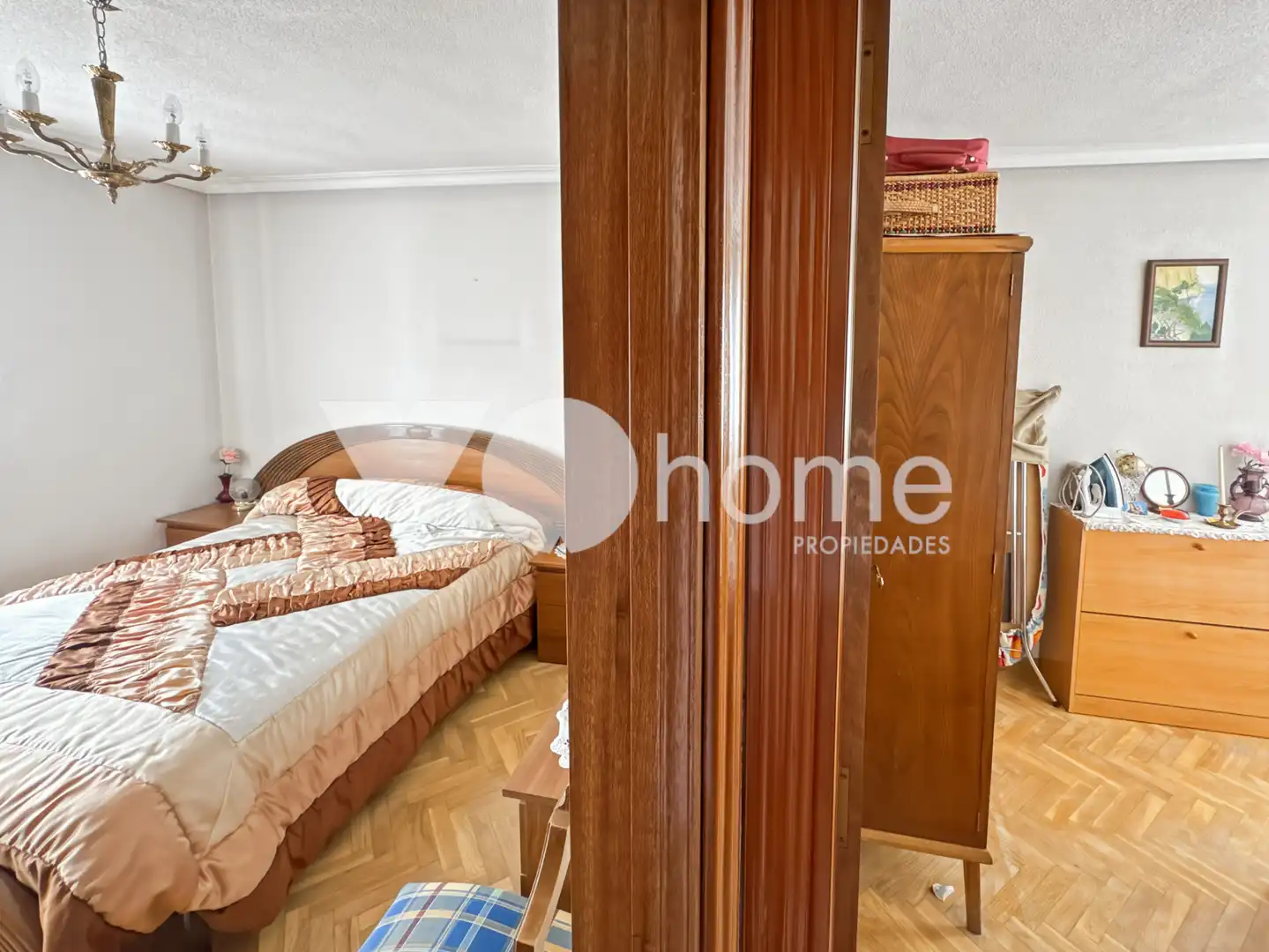 Habitación de Piso en venta en Madrid con Calefacción y Amueblado