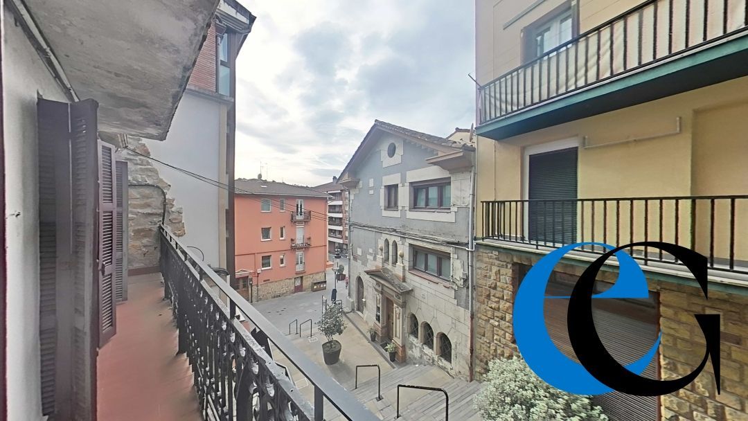 Vista exterior de Pis en venda en Orio amb Calefacció i Moblat