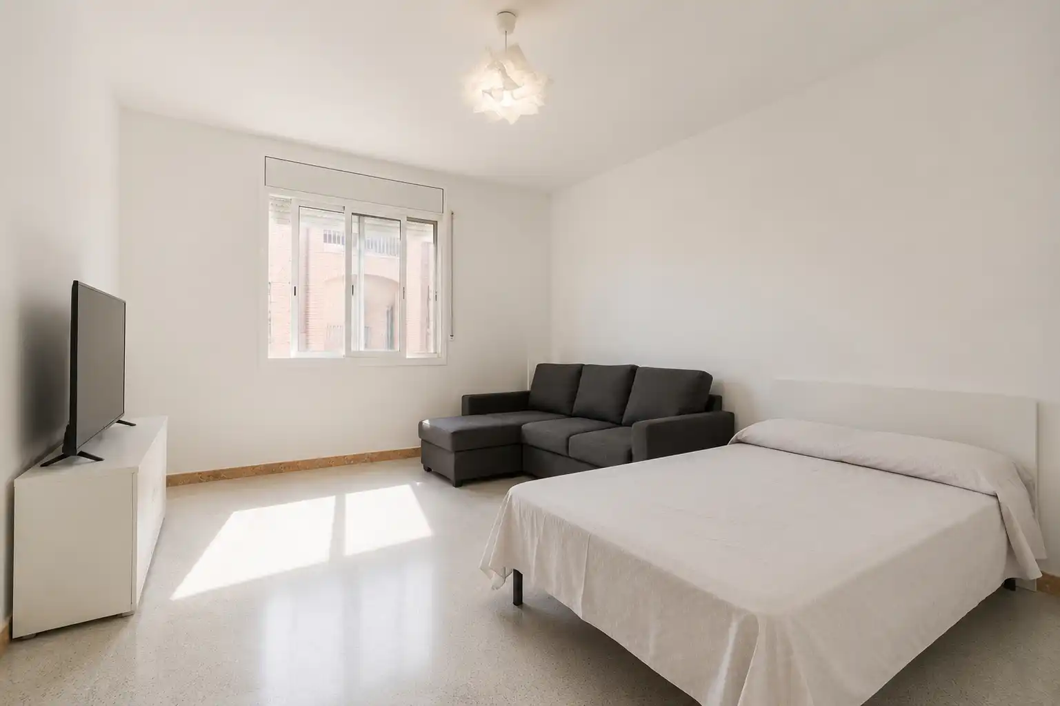 Bedroom of Flat for sale in Vinyols i els Arcs  with Air Conditioner, Terrace and Storage room