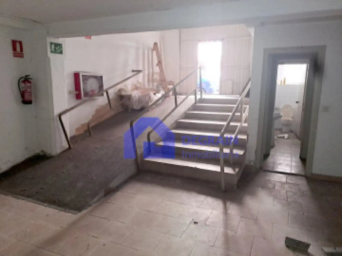 Local en venta en Oviedo 