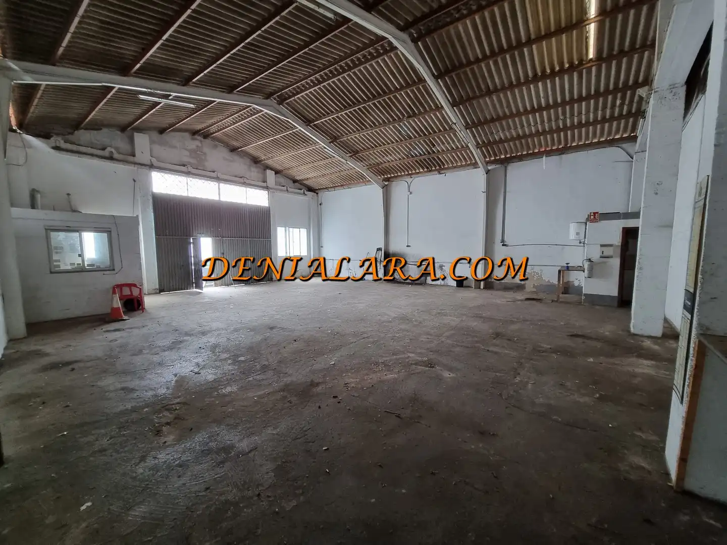 Nave industrial en venta en Ondara