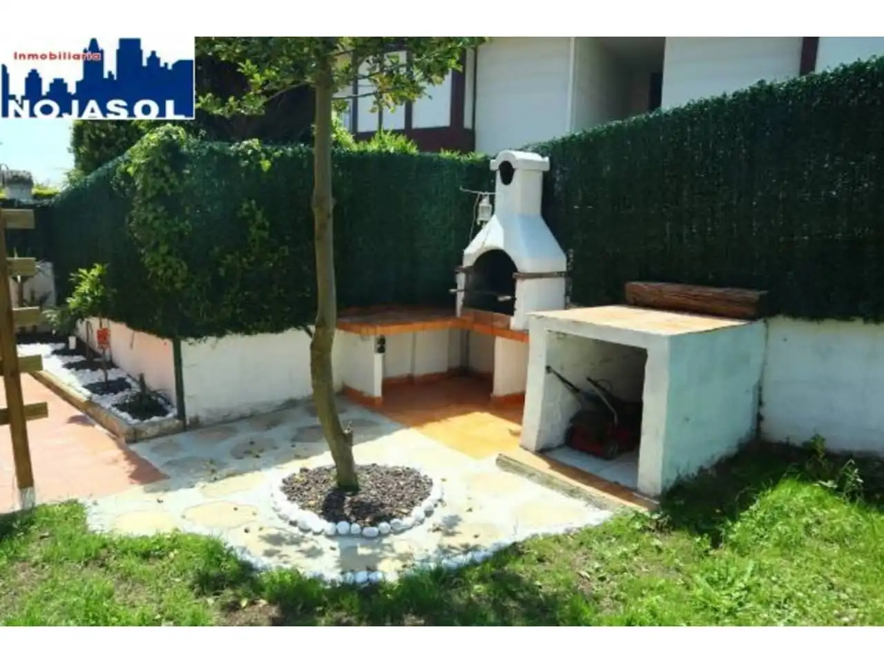 Jardí de Apartament de lloguer en Arnuero amb Calefacció, Jardí privat i Terrassa