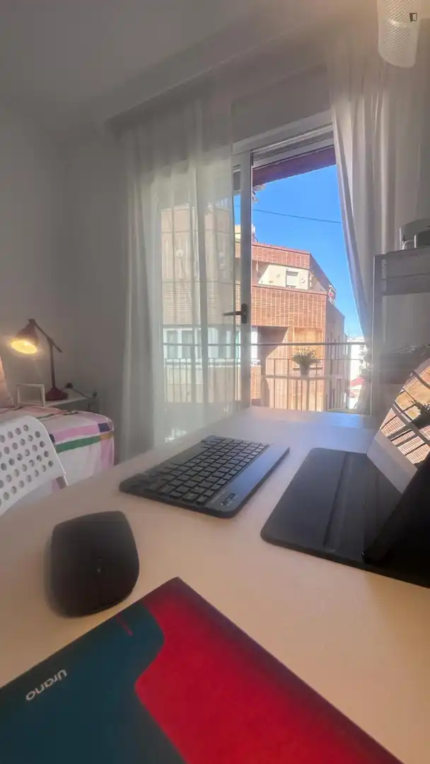 Terrassa de Apartament per a compartir en Alicante / Alacant amb Aire condicionat, Moblat i Forn