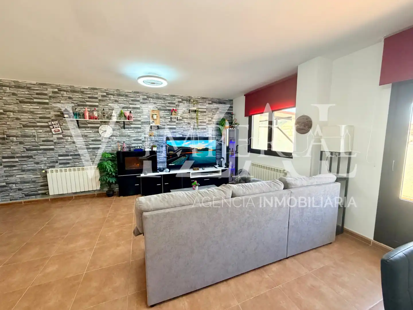 Sala d'estar de Dúplex en venda en Noez amb Calefacció, Terrassa i Traster