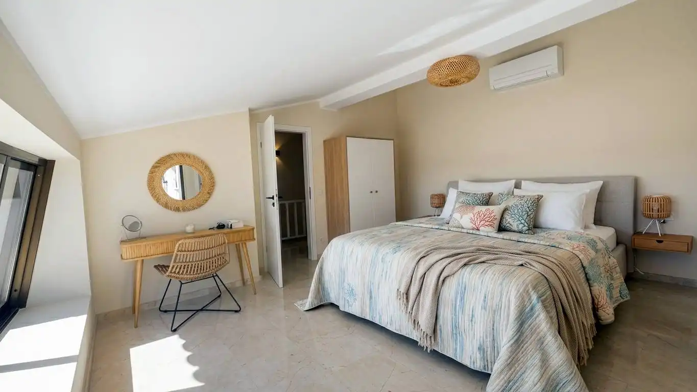 Bedroom of Attic for sale in Calvià  with Air Conditioner, Terrace and Storage room