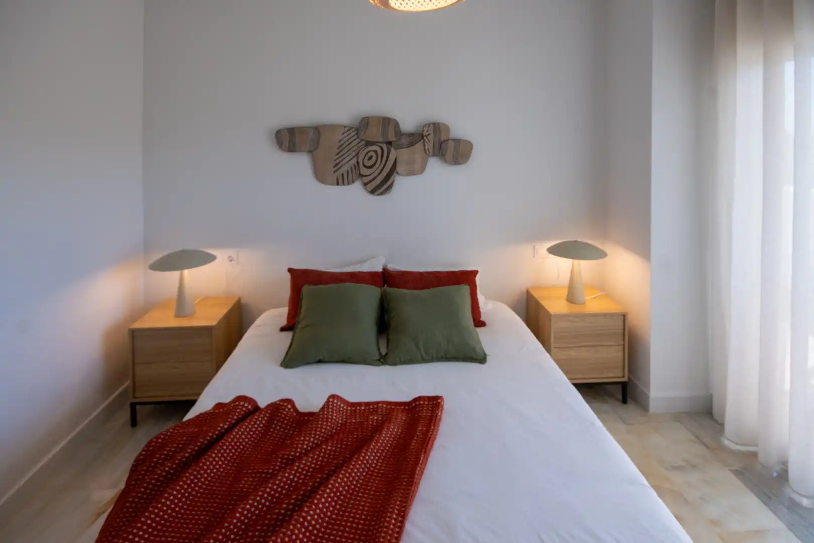 Dormitori de Apartament en venda en Estepona amb Terrassa, Piscina i Piscina comunitària