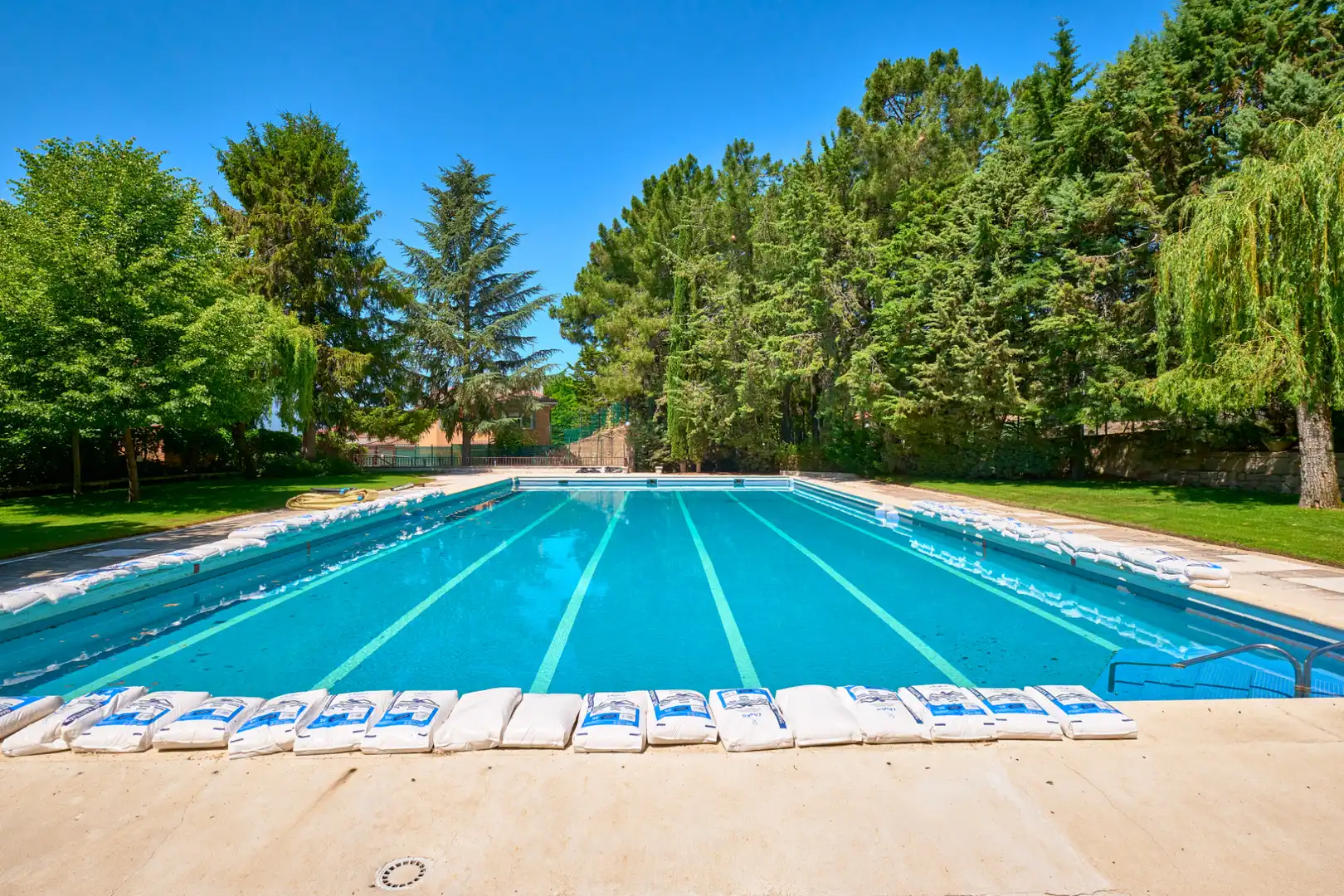 Schwimmbecken von Wohnung zum Verkauf in Collado Mediano mit Heizung, Terrasse und Abstellraum