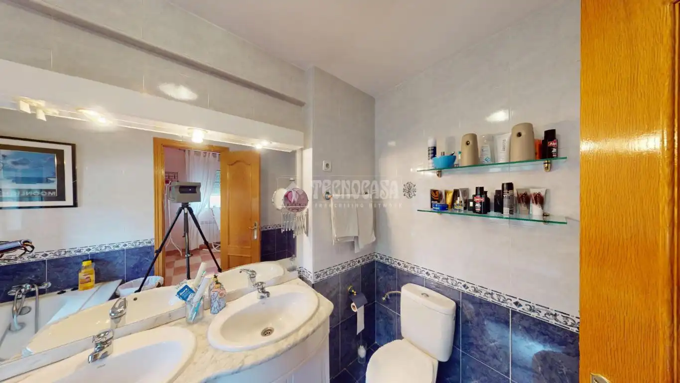 Badezimmer von Wohnung zum Verkauf in El Casar mit Schwimmbad