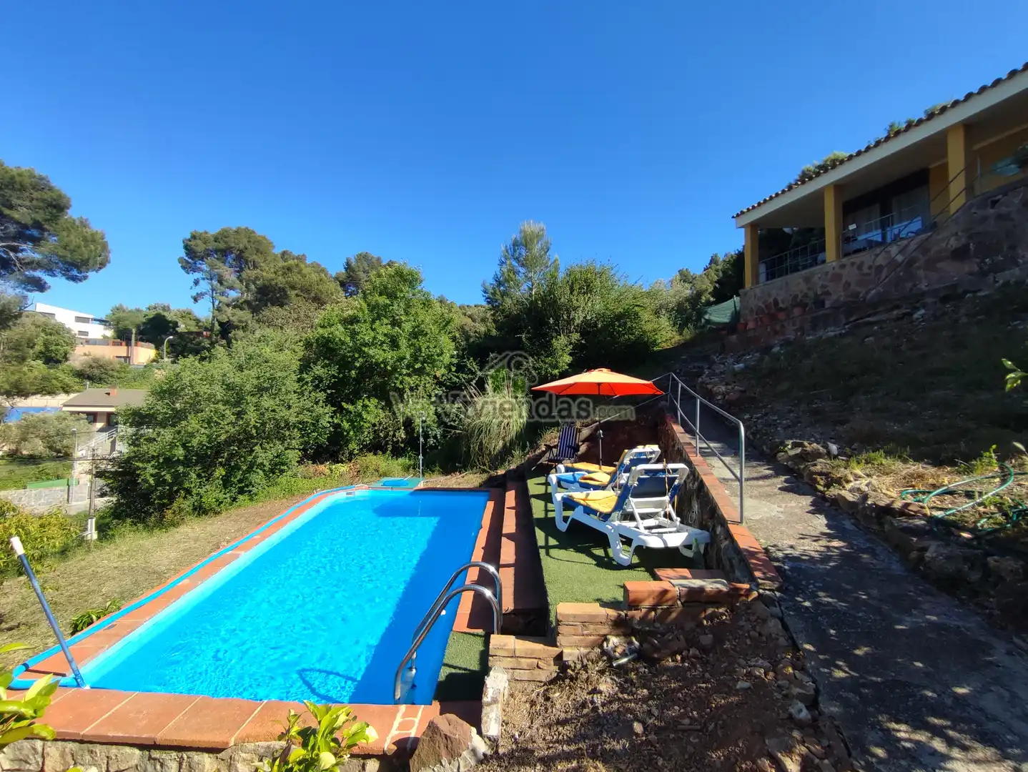 Piscina de Casa o chalet en venta en Torrelles de Llobregat con Aire acondicionado, Calefacción y Jardín privado