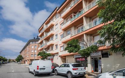 Exterior view of Flat for sale in Ávila Capital  with Community pool