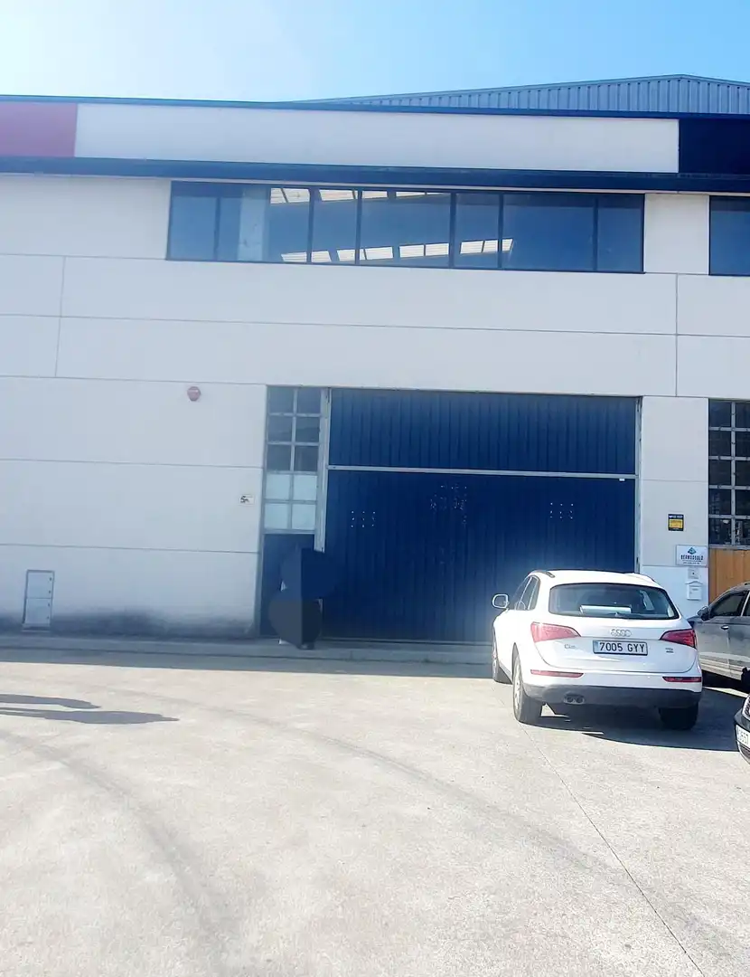 Exterior view of Industrial buildings for sale in Iurreta
