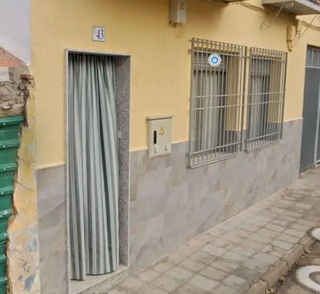 Vista exterior de Piso en venta en Mora