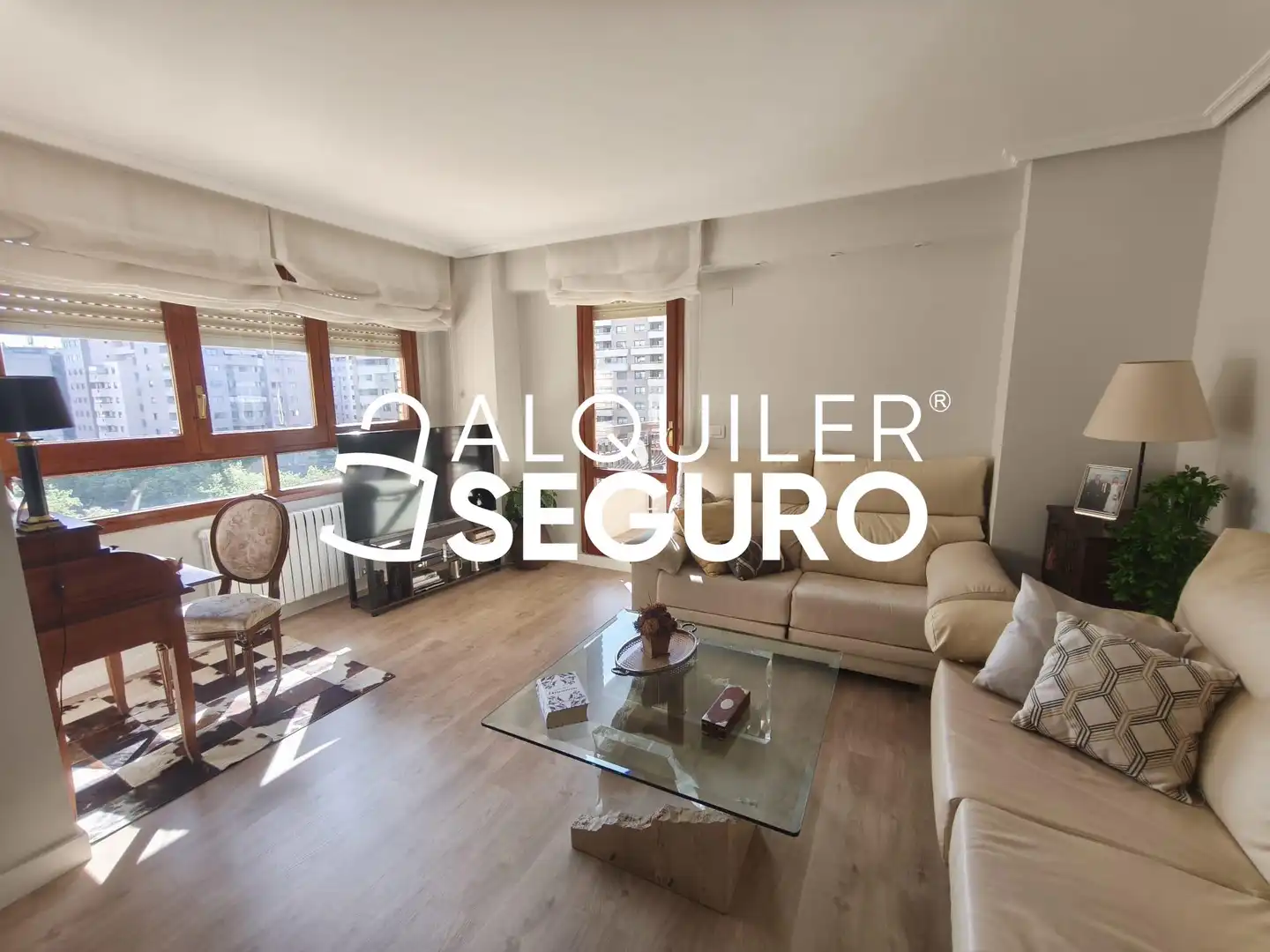 Sala de estar de Piso de alquiler en Zaragoza con Aire acondicionado, Calefacción y Terraza
