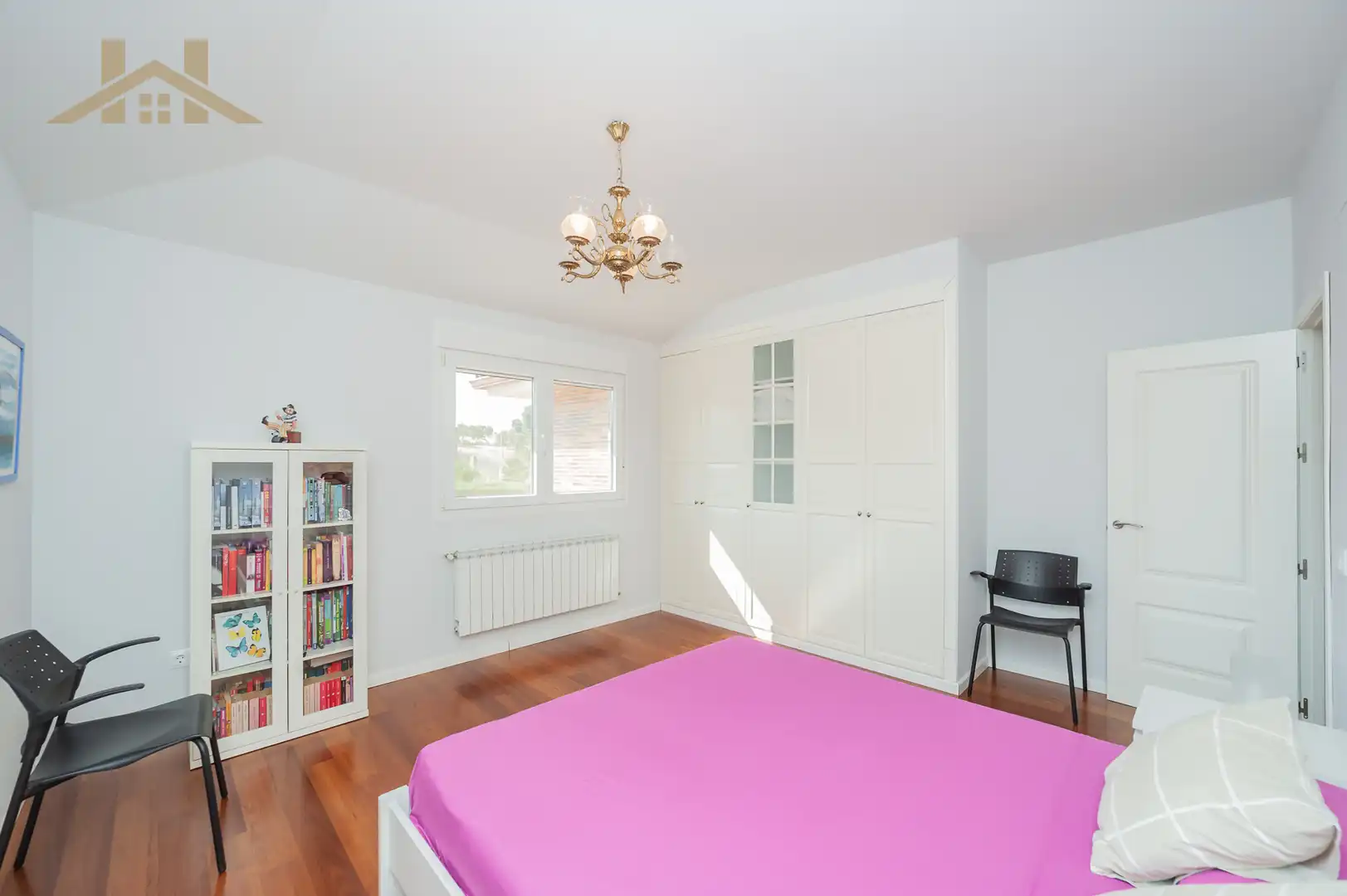 Dormitori de Casa o xalet en venda en Arroyomolinos (Madrid) amb Aire condicionat, Calefacció i Jardí privat