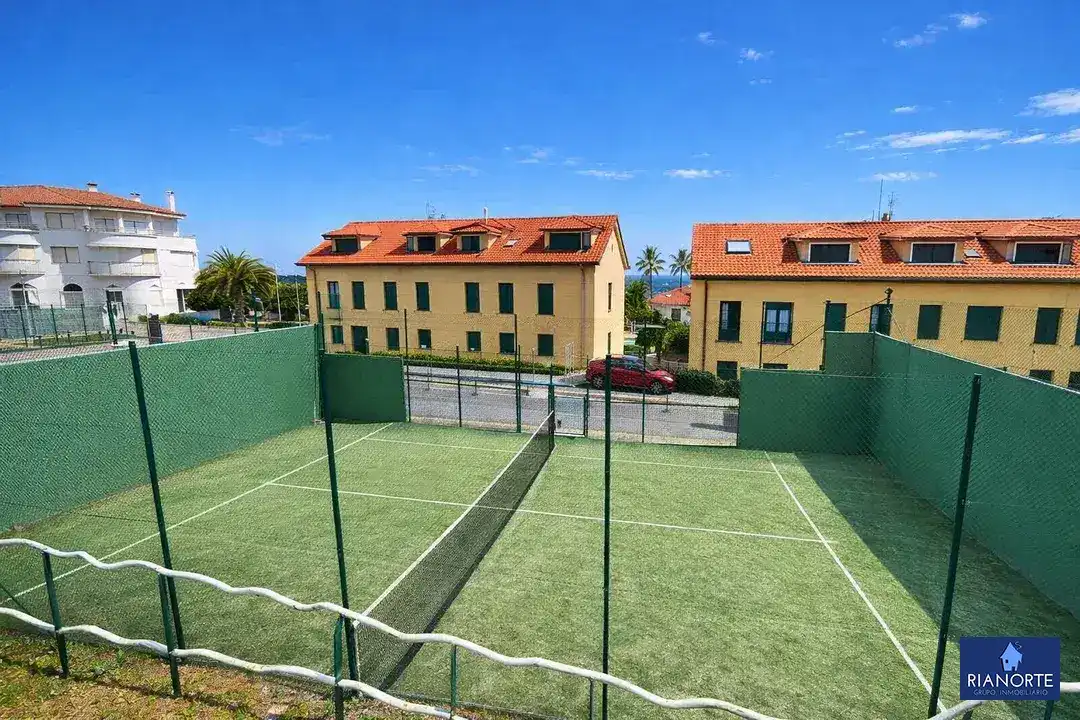 Piso con piscina en venta en Calle Castillo de Gauzón, imagen 7