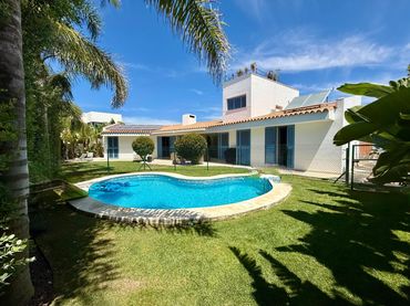 Villa in vendita a Conil