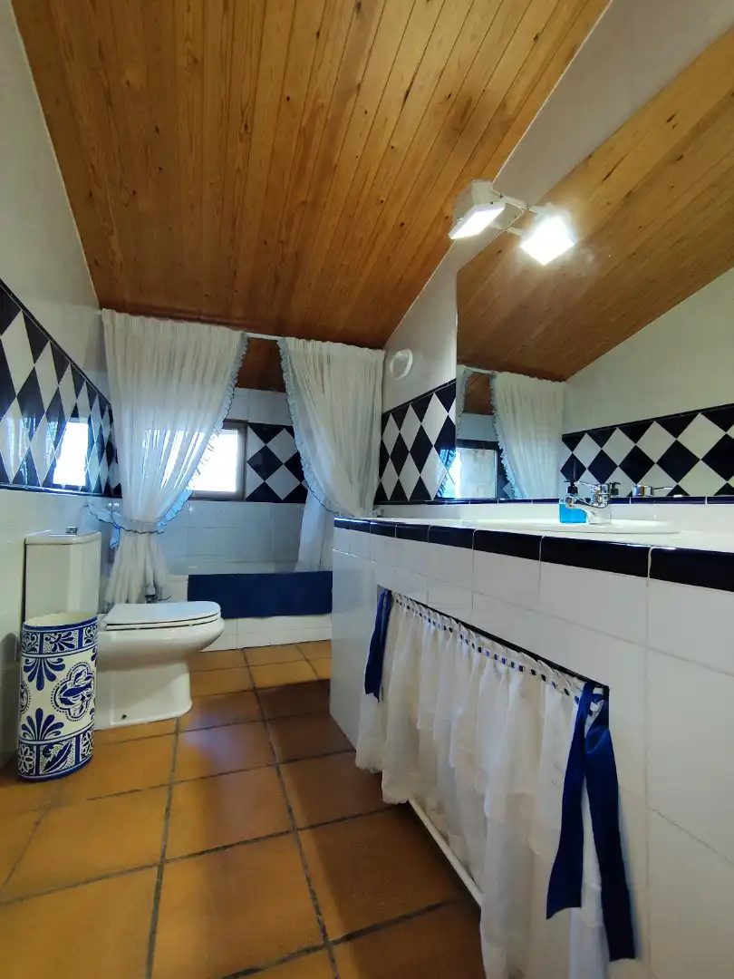 Bathroom of Houses for sale in Guissona  with Heating, Private garden and Oven