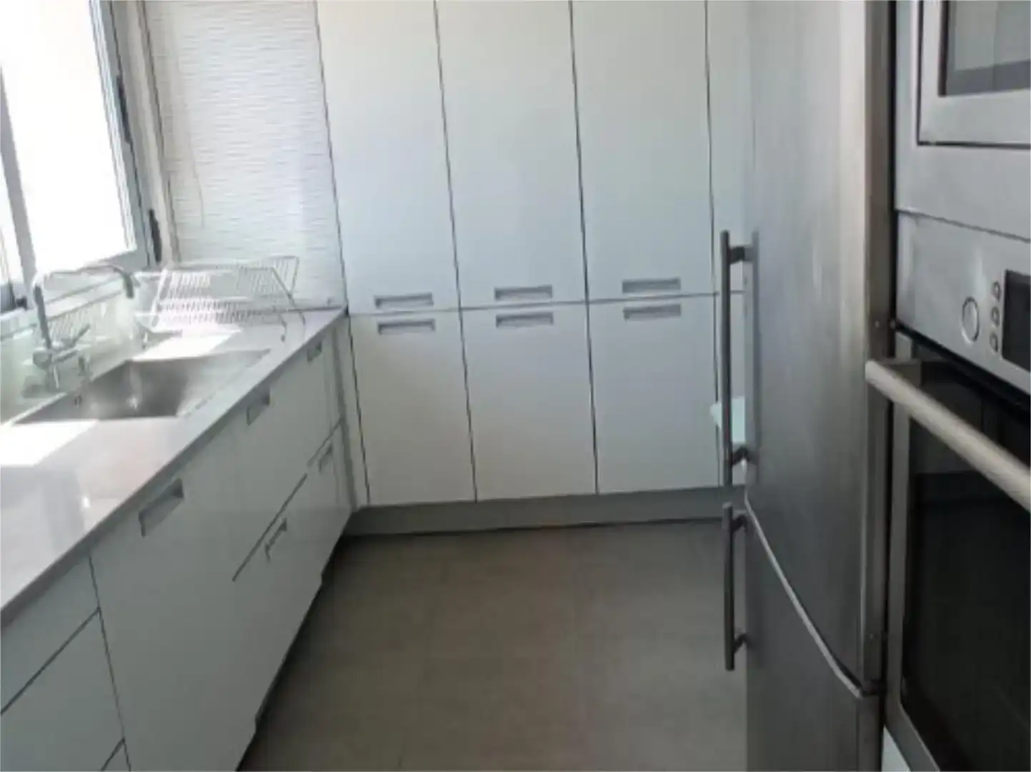 Cocina de Ático de alquiler en Madrid con Aire acondicionado