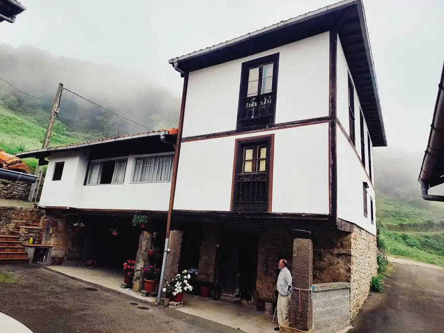 Casa en venta en Salas, imagen 2