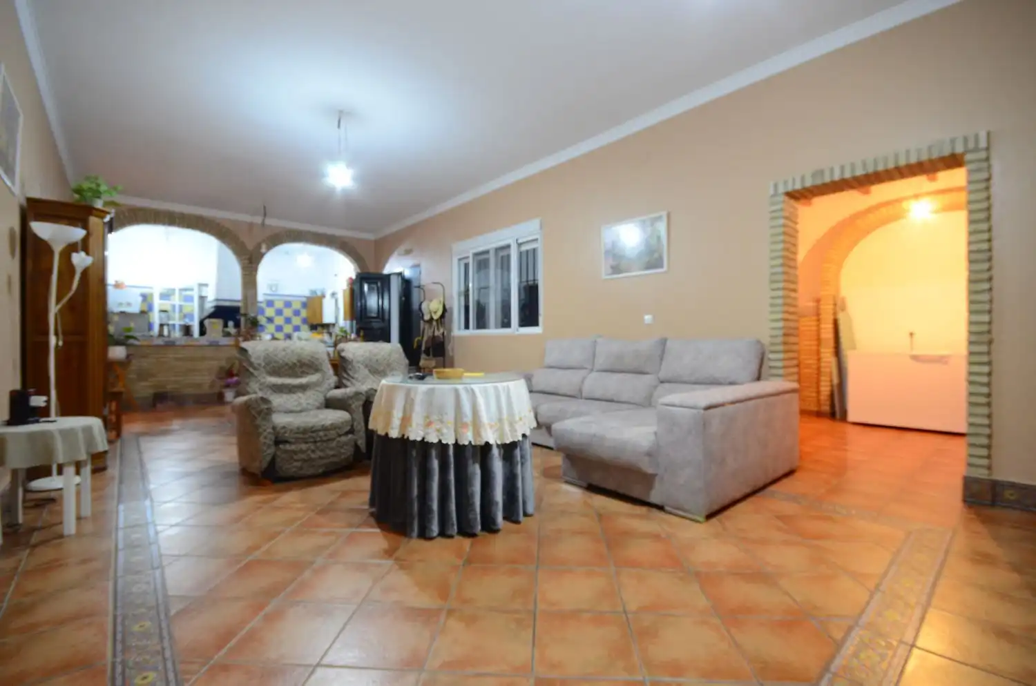 Finca rústica en venda en La Palma del Condado amb Aire condicionat, Terrassa i Traster